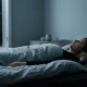 Parálisis del sueño: qué es, por qué ocurre y cómo dejar de tener miedo